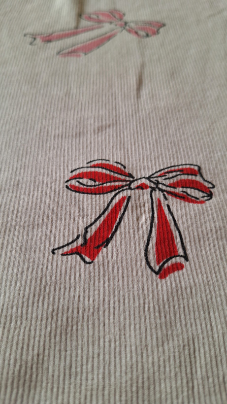 ست تیشرت شلوار قواره دار کبریتی اچ اند ام H&M طرح پاپیون